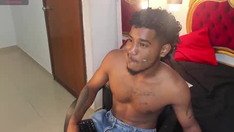 Snapshot of cheeto_333 chatting on 02/25/25, 11:08 Cheeto online show from 02/25/25, 11:08