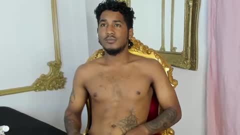 Snapshot of cheeto_333 chatting on 03/11/25, 07:48 Cheeto online show from 03/11/25, 07:48