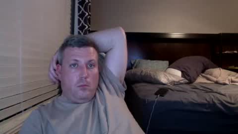 Snapshot of chefkb53 chatting on 09/17/25, 03:08 chefkb53 online show from 09/17/25, 03:08