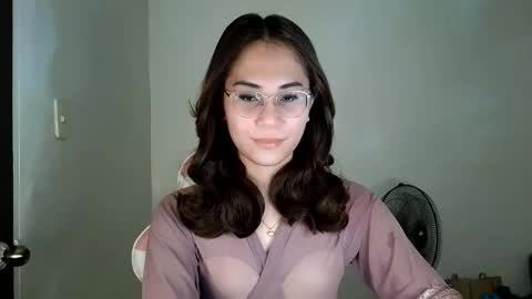 chelly4u69 online show from 06/05/26, 11:05