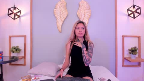 Snapshot of chelseadalea chatting on 12/22/24, 12:50 Chelsea online show from 12/22/24, 12:50