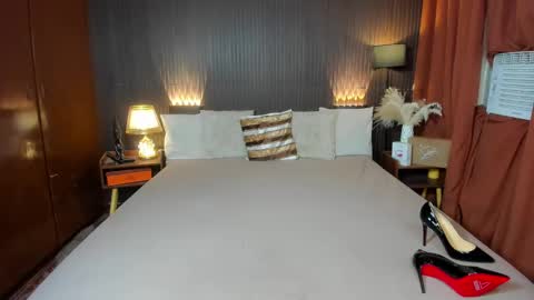 Snapshot of chelseariches chatting on 02/19/25, 09:03 Hello ur lovely Chelsea online show from 02/19/25, 09:03