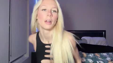 Snapshot of chelsearulebender chatting on 03/14/26, 03:12 chelsearulebender online show from 03/14/26, 03:12