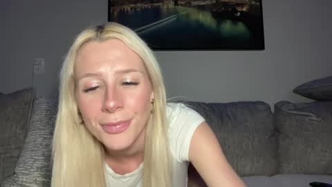 Snapshot of chelsearulebender chatting on 04/02/26, 02:09 chelsearulebender online show from 04/02/26, 02:09