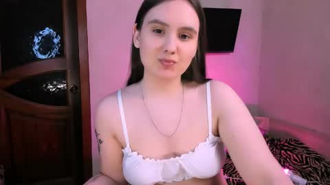 Snapshot of chelsyluxex chatting on 05/14/26, 06:53 Chelsy Luxe online show from 05/14/26, 06:53