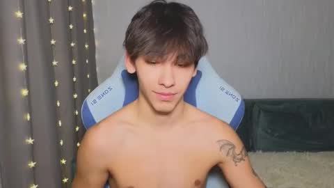 LUCASRYANPVT IS OPEN online show from 10/26/25, 08:20