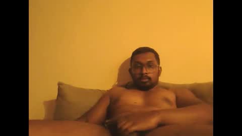 Snapshot of chennaibull1011 chatting on 04/20/26, 11:02 chennaibull1011 online show from 04/20/26, 11:02