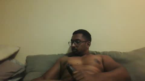 Snapshot of chennaibull1011 chatting on 05/11/26, 09:34 chennaibull1011 online show from 05/11/26, 09:34
