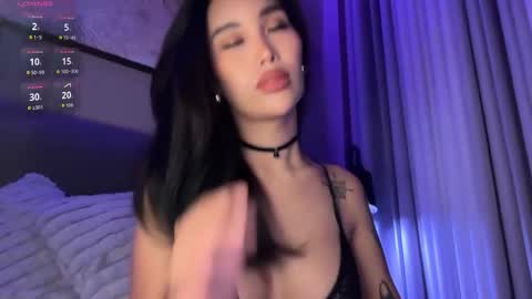 Snapshot of chenne_lovi chatting on 03/29/26, 10:26 Chie for short online show from 03/29/26, 10:26