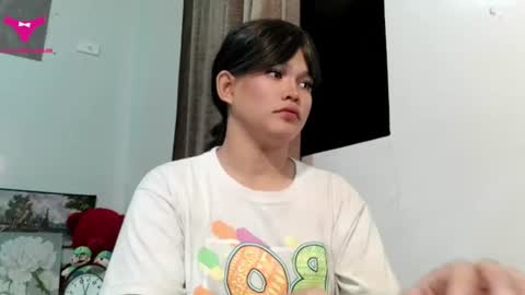 Snapshot of chennybbgirl chatting on 01/12/26, 02:33 chenny online show from 01/12/26, 02:33