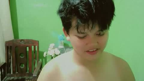 Snapshot of chennybbgirl chatting on 04/17/26, 04:10 chenny online show from 04/17/26, 04:10