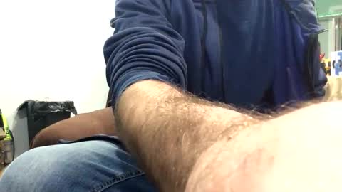 Snapshot of chenovich chatting on 11/20/25, 04:01 chenovich online show from 11/20/25, 04:01