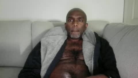 Snapshot of chenthu1979 chatting on 07/01/26, 11:01 chenthu1979 online show from 07/01/26, 11:01