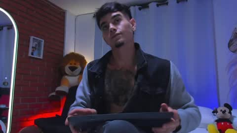 Snapshot of chepe_fit chatting on 04/05/26, 10:51 chepe vause online show from 04/05/26, 10:51