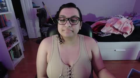 Snapshot of chericheesecake chatting on 02/14/25, 03:11 chericheesecake online show from 02/14/25, 03:11