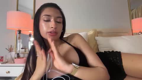 cherliecarmen online show from 02/04/26, 06:52