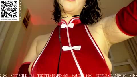 Snapshot of chernoevil666 chatting on 02/11/25, 03:40 Allyss online show from 02/11/25, 03:40