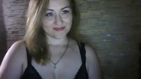 Snapshot of cherry04383 chatting on 07/13/26, 01:19 cherry04383 online show from 07/13/26, 01:19