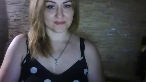 Snapshot of cherry04383 chatting on 07/28/26, 01:45 cherry04383 online show from 07/28/26, 01:45