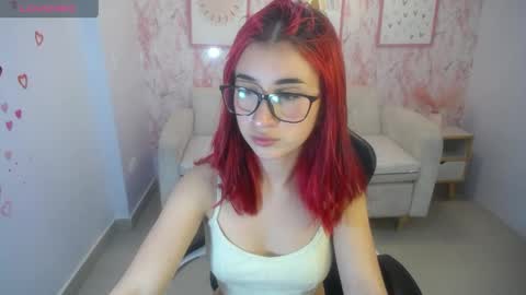 Snapshot of cherry1_ch chatting on 05/05/26, 12:35 Cherry online show from 05/05/26, 12:35