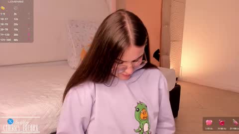 Cherry online show from 03/02/25, 02:41