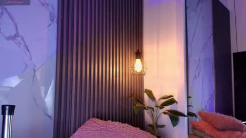 C H E R R Y  online show from 12/01/25, 11:37