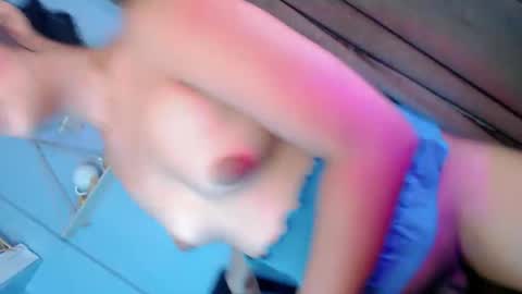 BINI online show from 11/14/25, 01:10