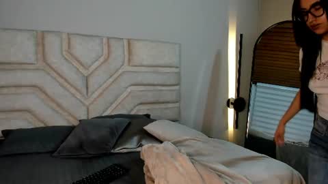 Snapshot of cherry_bunnyx chatting on 06/14/26, 04:03 cherry_bunnyx online show from 06/14/26, 04:03