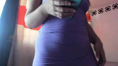 Snapshot of cherry_chocolate chatting on 04/27/26, 09:02 hot cherry and tasty chocolate online show from 04/27/26, 09:02