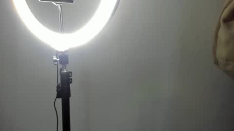 Snapshot of cherry_katt180251 chatting on 11/04/25, 09:03 cherry_katt180251 online show from 11/04/25, 09:03