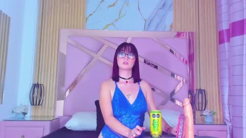 Snapshot of cherry_mew chatting on 03/02/25, 10:48 Cherry Mew and jean online show from 03/02/25, 10:48