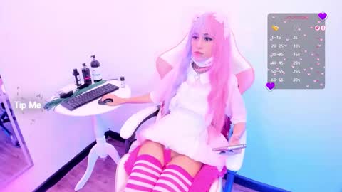 Snapshot of cherry_moon1 chatting on 03/15/26, 01:55 cherry online show from 03/15/26, 01:55