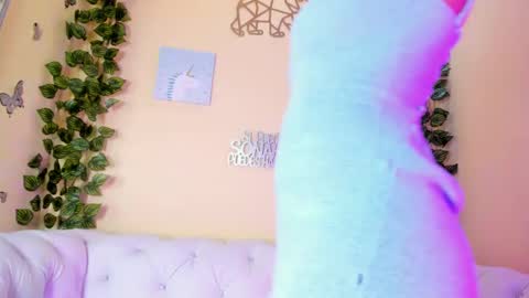 Snapshot of cherry_sussan chatting on 12/10/24, 05:39 Sussan Cherry online show from 12/10/24, 05:39