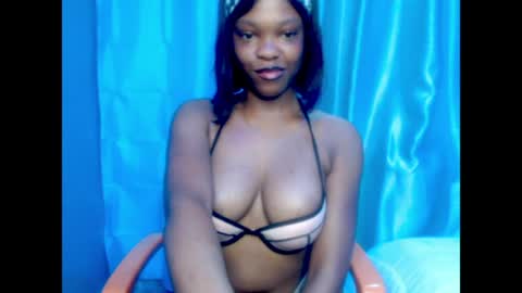 Sophie online show from 06/15/26, 04:04