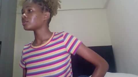 Snapshot of cherryblossom2002 chatting on 03/01/26, 04:09 Cherryblossom2002 online show from 03/01/26, 04:09