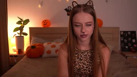 Alisha online show from 10/25/25, 08:47