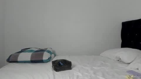 Snapshot of cherryblossom_23 chatting on 05/31/26, 12:08 cherryblossom_23 online show from 05/31/26, 12:08