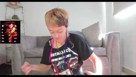 Cherry Glow  online show from 11/23/25, 01:55