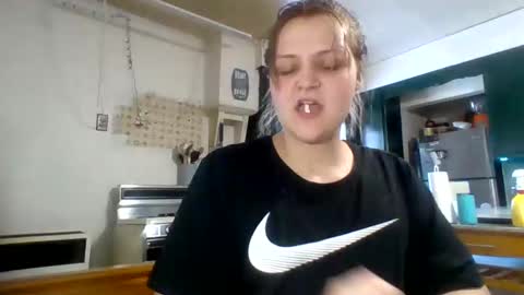 cherrybomb454 online show from 12/04/25, 04:59