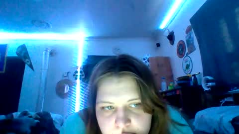 cherrybomb454 online show from 12/18/25, 03:40