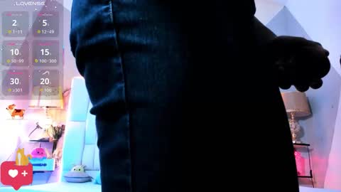 Snapshot of cherryboom23 chatting on 12/20/25, 07:10 Samy Perez online show from 12/20/25, 07:10