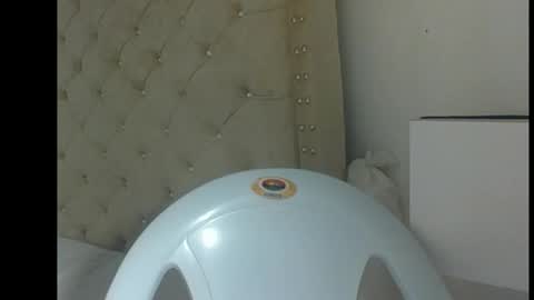 cherry online show from 11/24/25, 04:01