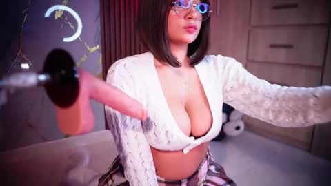 Snapshot of cherrygh_ chatting on 03/17/26, 02:27 Cherry online show from 03/17/26, 02:27