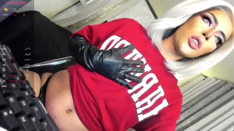 Snapshot of cherryharper chatting on 01/12/25, 10:34 THE ALPHA GODDESSOFSEXUALDESIRE online show from 01/12/25, 10:34