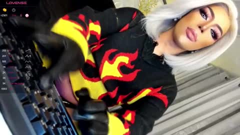 Snapshot of cherryharper chatting on 01/18/25, 05:10 THE ALPHA GODDESSOFSEXUALDESIRE online show from 01/18/25, 05:10