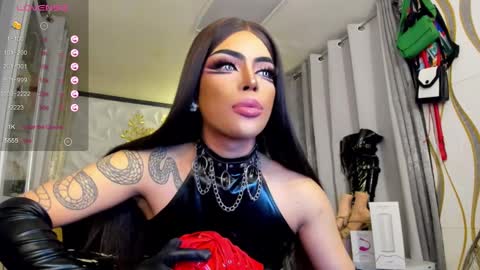 Snapshot of cherryharper chatting on 02/16/25, 09:15 THE ALPHA GODDESSOFSEXUALDESIRE online show from 02/16/25, 09:15