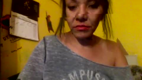 Snapshot of cherryhillss chatting on 11/05/25, 04:34 cherryhillss online show from 11/05/25, 04:34