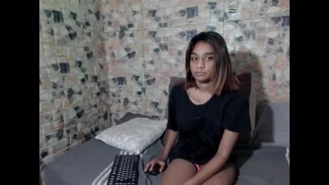 Snapshot of cherryindian694u chatting on 05/28/26, 07:05 leah is the name online show from 05/28/26, 07:05