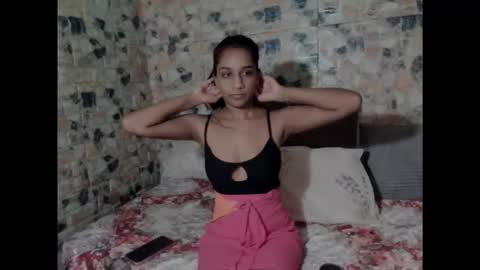 Snapshot of cherryindian694u chatting on 06/08/26, 04:13 leah is the name online show from 06/08/26, 04:13