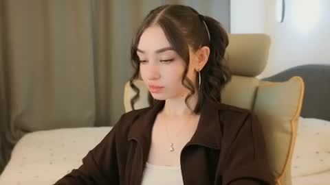 Snapshot of cherrylatte_ chatting on 06/20/26, 07:16 Kate3 online show from 06/20/26, 07:16